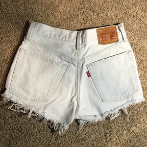 High-Waisted Levi’s Jean Shorts